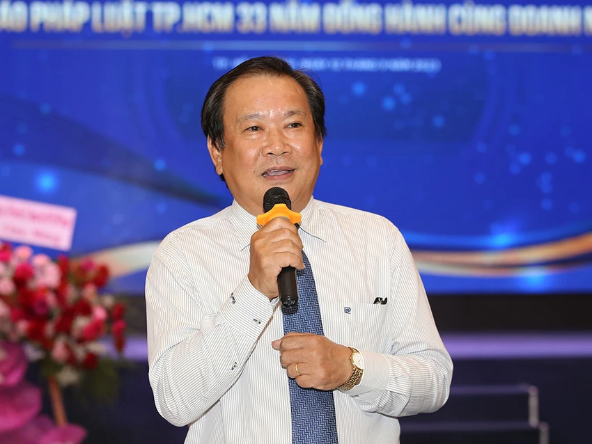 16-17-Phuc.jpg