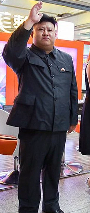 Chàng trai Trung Quốc phẫu thuật để giống với Kim Jong Un ảnh 2 Chàng trai Trung Quốc phẫu thuật để giống với Kim Jong Un ảnh 2
