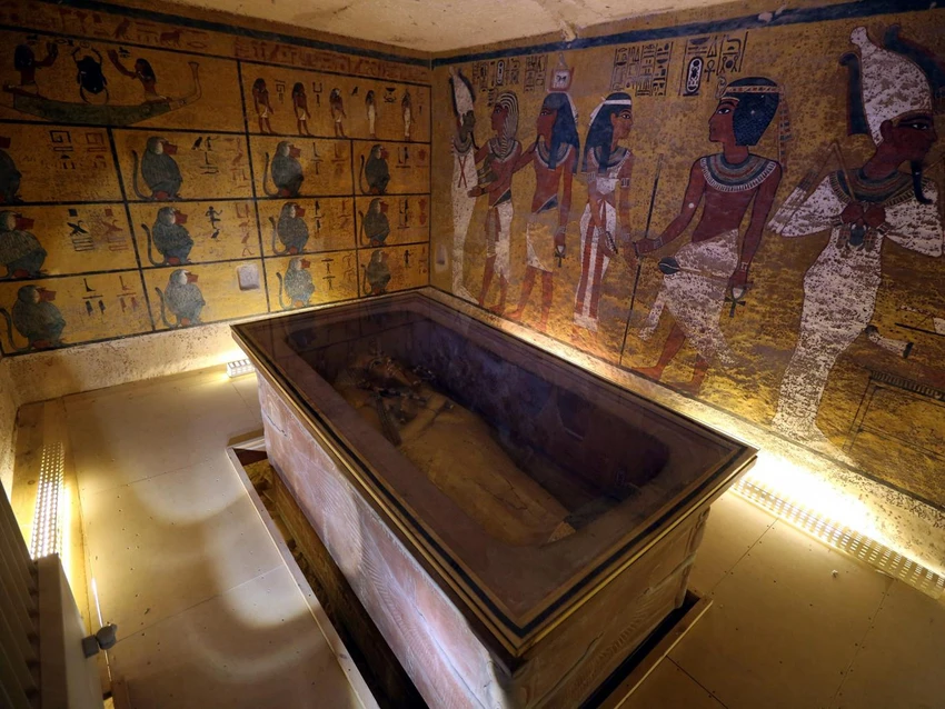 Dao của Pharaoh Ai Cập cổ đại làm từ vật chất ngoài hành tinh ảnh 1 Dao của Pharaoh Ai Cập cổ đại làm từ vật chất ngoài hành tinh ảnh 1