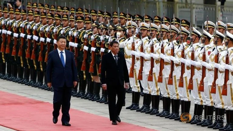 Ông Tập Cận Bình gọi Duterte là ‘anh em chung dòng máu’