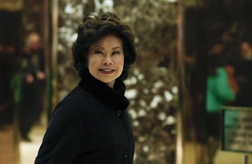 Bà Elaine Chao được thừa kế hàng triệu USD từ gia đình. Ảnh: AP