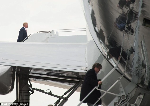 Ông Trump tranh cãi dữ dội với trưởng cố vấn chiến lược ảnh 1 Ông Trump tranh cãi dữ dội với trưởng cố vấn chiến lược ảnh 1