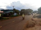2 trai làng bị mai phục, 1 người bị dao phóng chết