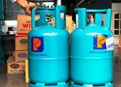 Chiêu lừa lạ: Yêu cầu mang bình gas lên chung cư
