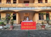 Nhân viên sân golf tiếp xúc 2 khách Anh âm tính COVID-19