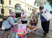Cảnh trái ngược ngày đầu áp dụng đeo khẩu trang nơi công cộng 