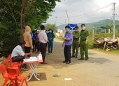 Truy tìm thanh niên hành hung cán bộ chốt kiểm dịch COVID-19