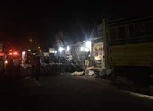 Xe tải đâm 4 nhà dân, bước đầu ghi nhận 2 người chết 