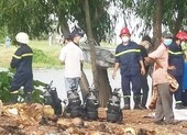 2 phụ nữ không ngăn được 1 ông nhảy cầu Bà Hom