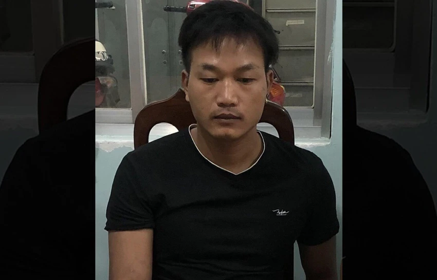 Ngô Quang Hữu bị bắt sau tám năm bỏ trốn. Ảnh: CA Ngô Quang Hữu bị bắt sau tám năm bỏ trốn. Ảnh: CA