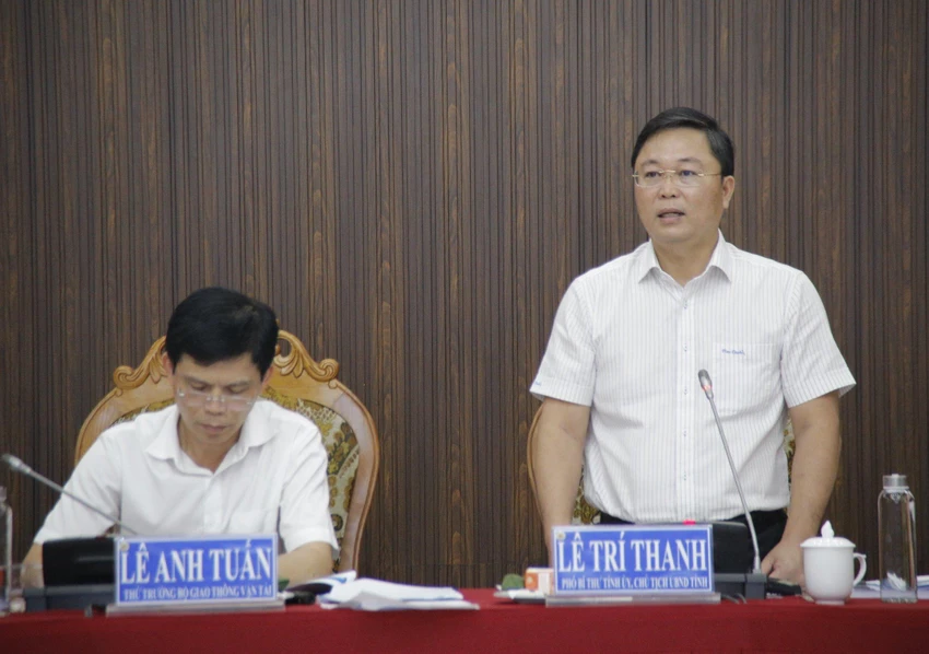 Chủ tịch UBND tỉnh Quảng Nam Lê Trí Thanh phát biểu tại buổi làm việc. Chủ tịch UBND tỉnh Quảng Nam Lê Trí Thanh phát biểu tại buổi làm việc.