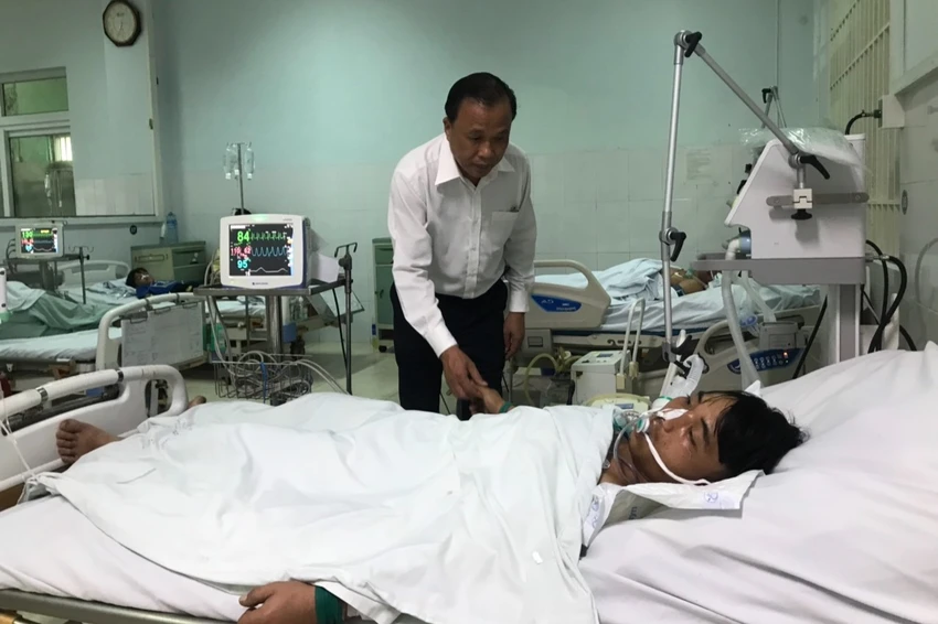 Tất cả bệnh nhân trong các vụ ngộ độc thực phẩm do ăn món cá chép ủ chua đã cai thở máy. Ảnh: TN Tất cả bệnh nhân trong các vụ ngộ độc thực phẩm do ăn món cá chép ủ chua đã cai thở máy. Ảnh: TN