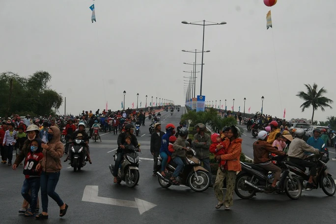 Cầu Cửa Đại khánh thành vào tháng 3-2016. Ảnh: TT Cầu Cửa Đại khánh thành vào tháng 3-2016. Ảnh: TT