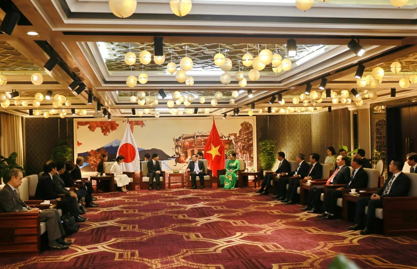 Hoang-Thai-tu-Nhat-Ban-2.jpg