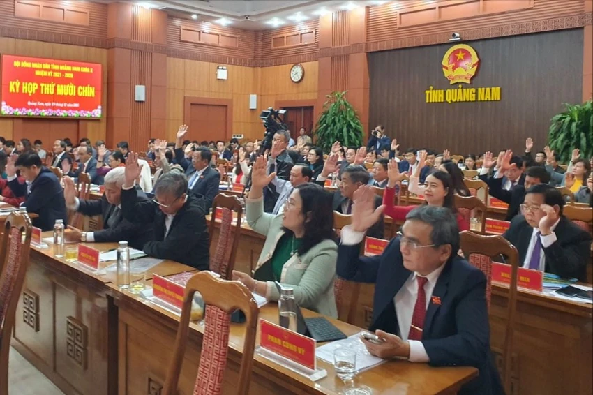 bai-nhiem-chuc-danh-pho-chu-tich-5-6349-7677.jpg