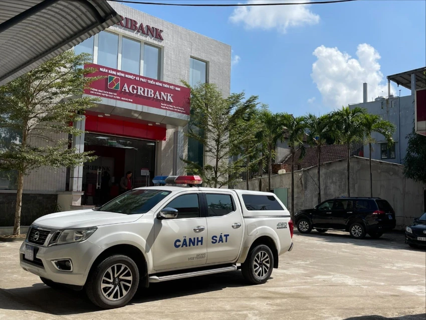 Cướp ngân hàng