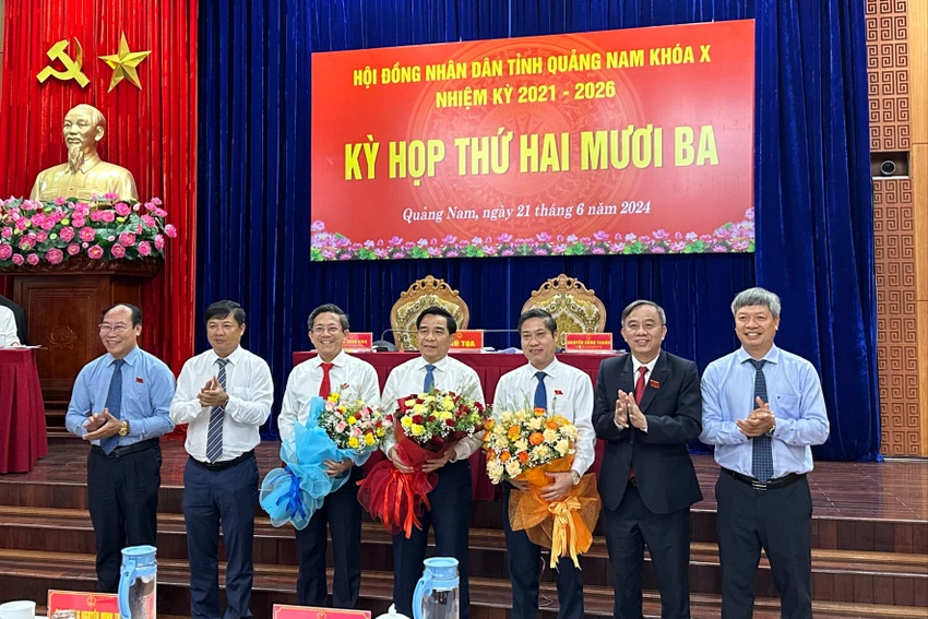 ong-le-van-dung-lam-Chu-tich-UBND-tinh-Quang-Nam.JPG