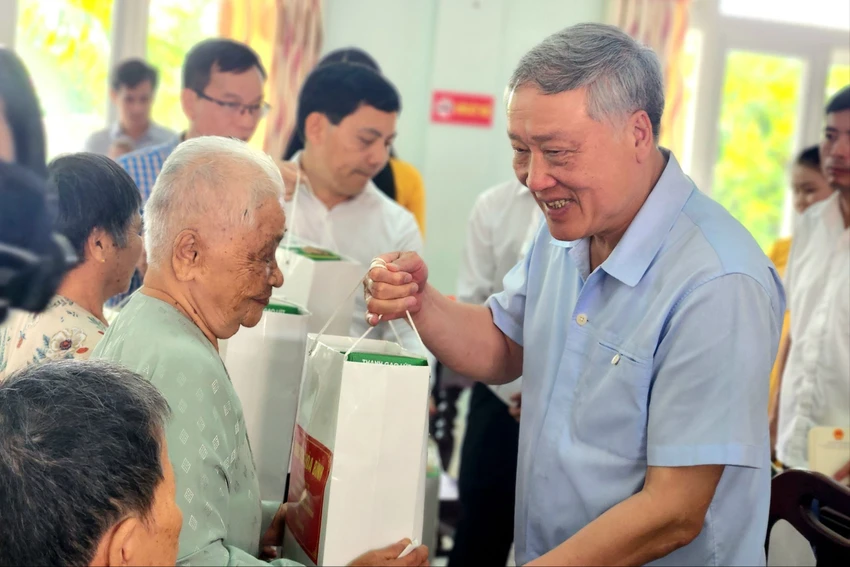 chan-an-toa-an-nhan-dan-toi-cao-Nguyen-Hoa-Binh-1.jpeg