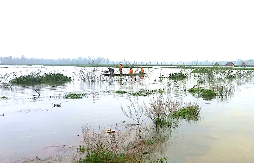 2 mẹ con