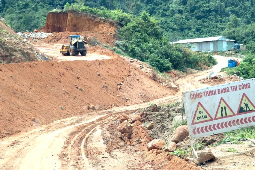 Tỉnh uỷ Quảng Nam yêu cầu báo cáo công trình, dự án chậm tiến độ, kém hiệu quả, lãng phí. Ảnh: TN