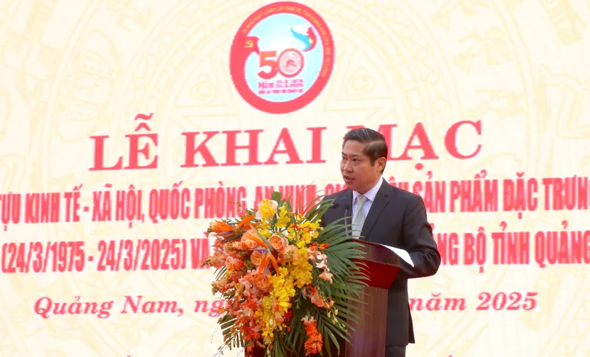 trien-lam-50-nam-giai-phong-tinh-Quang-Nam-1.jpeg