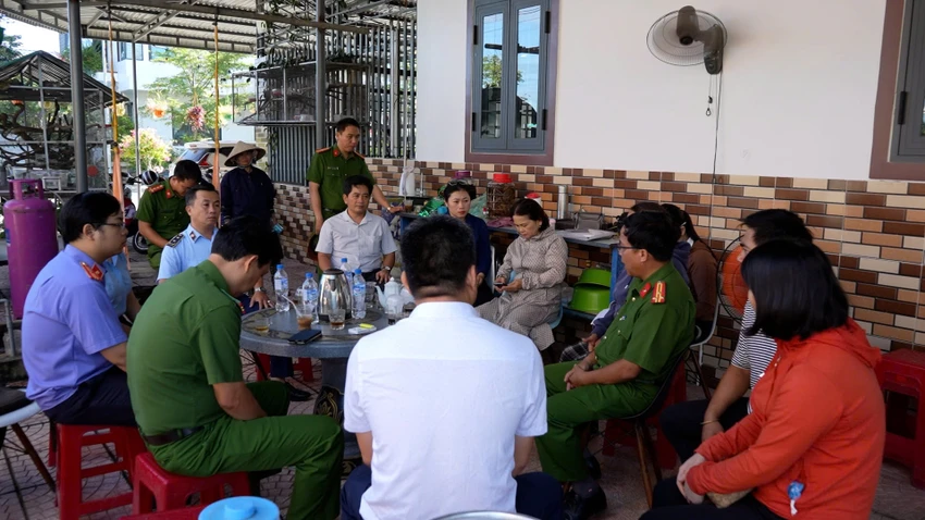 -tieu-huy-lon-mac-dich-ta-lon-chau-phi-3.jpeg