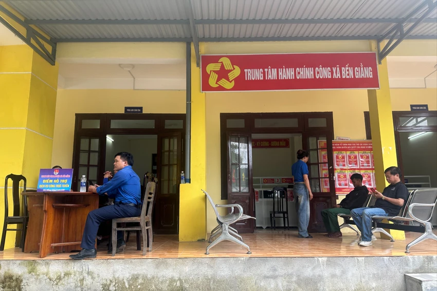 Nhiều xã, phường miền núi TP Đà Nẵng thiếu cán bộ, đặc biệt trong lĩnh vực công nghệ thông tin sau sáp nhập đơn vị hành chính. Ảnh: TN