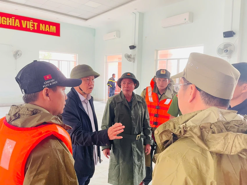 xe-thiet-giap-5.jpeg