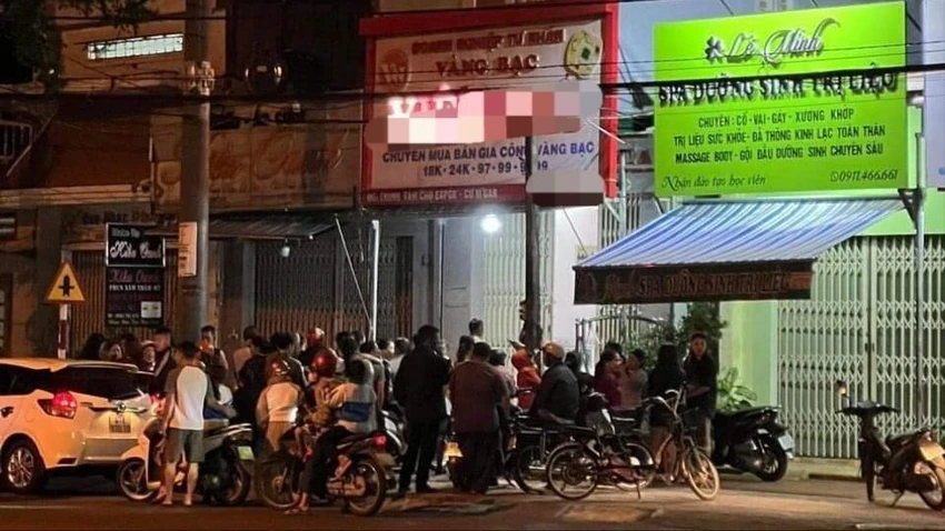 trộm vàng.jpg