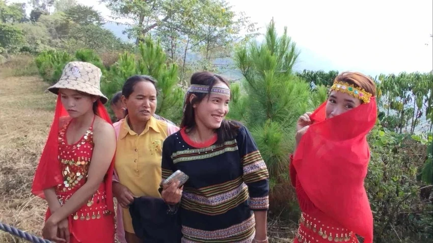 thần đá 15.jpg