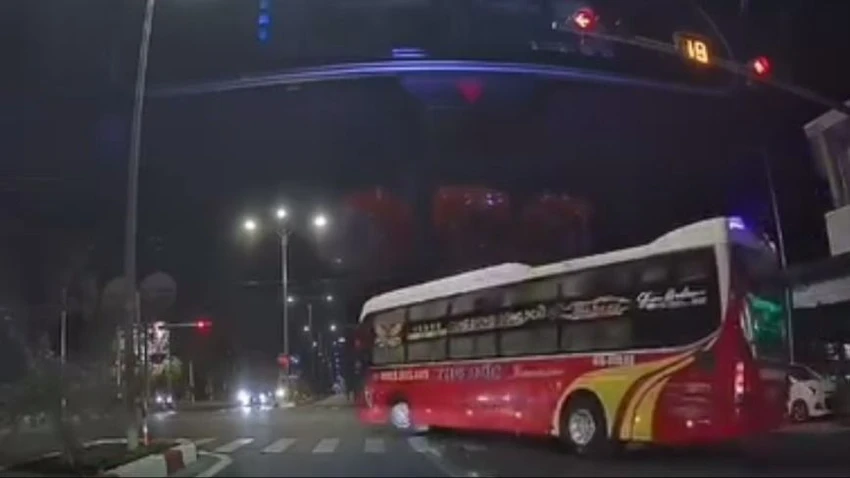đèn đỏ.jpg