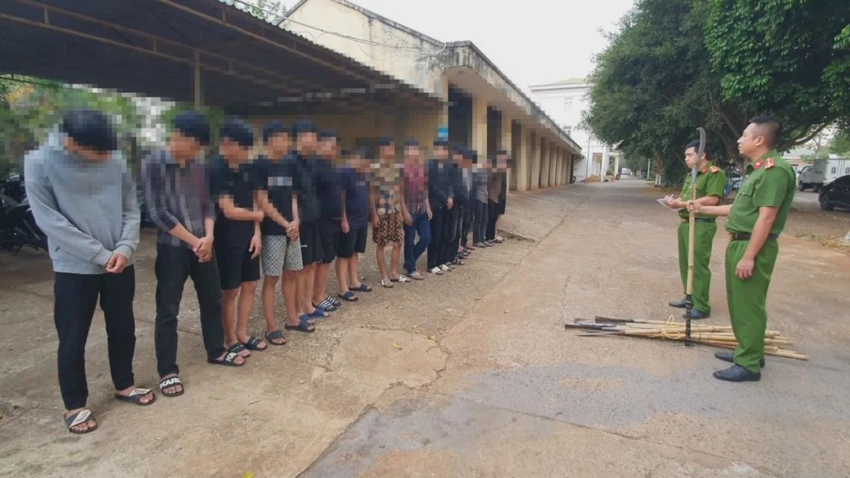 dao rựa.jpg