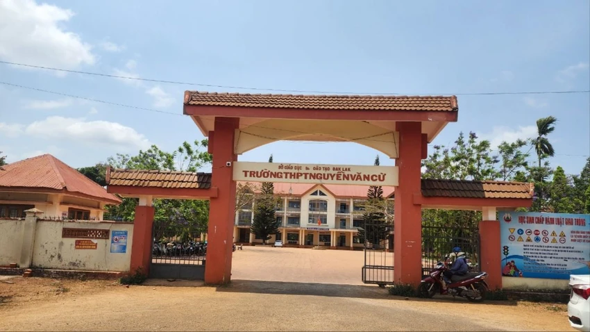 HỌC SINH.jpg