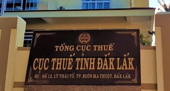 tạm hoãn xuất cảnh.jpg
