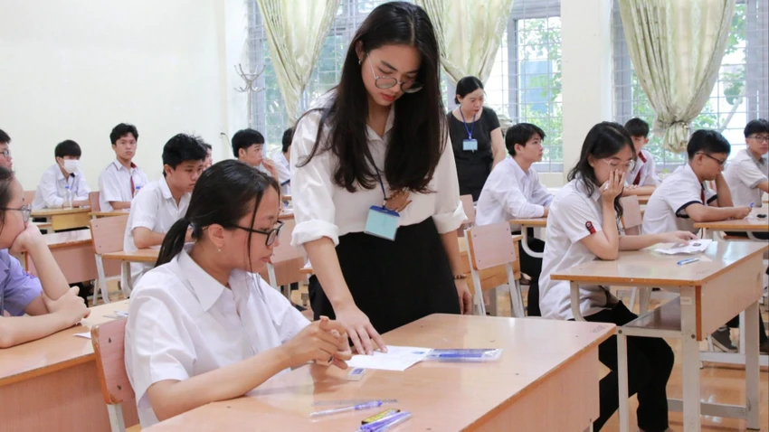 trúng tuyển vào lớp 10.jpg