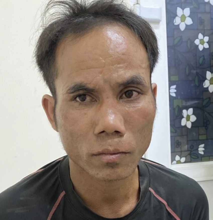ở nhà một mình.jpg