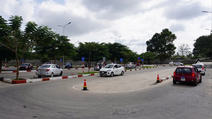 giấy phép lái xe 1.jpg