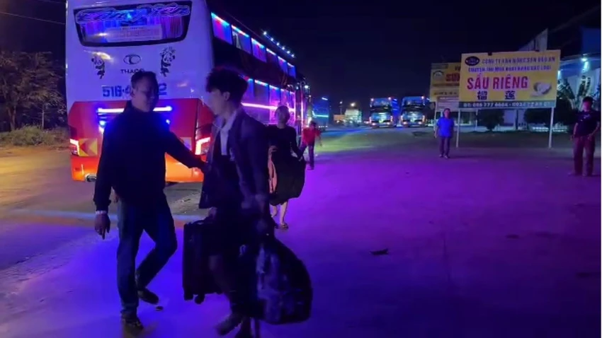 bị vỡ ối.jpg