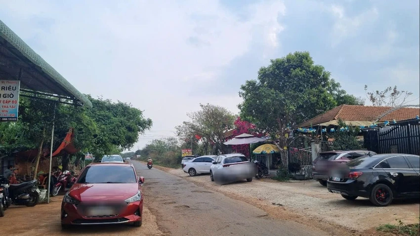 phú xuân 1.jpg