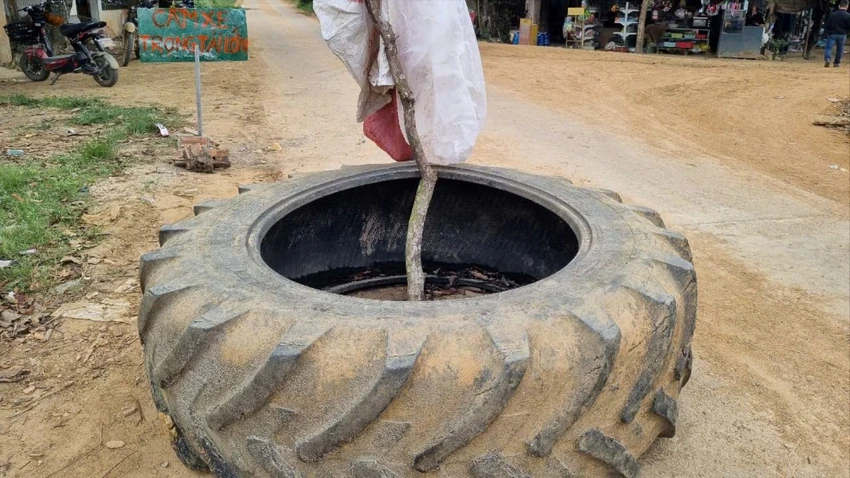 chặn xe chở đá.jpg
