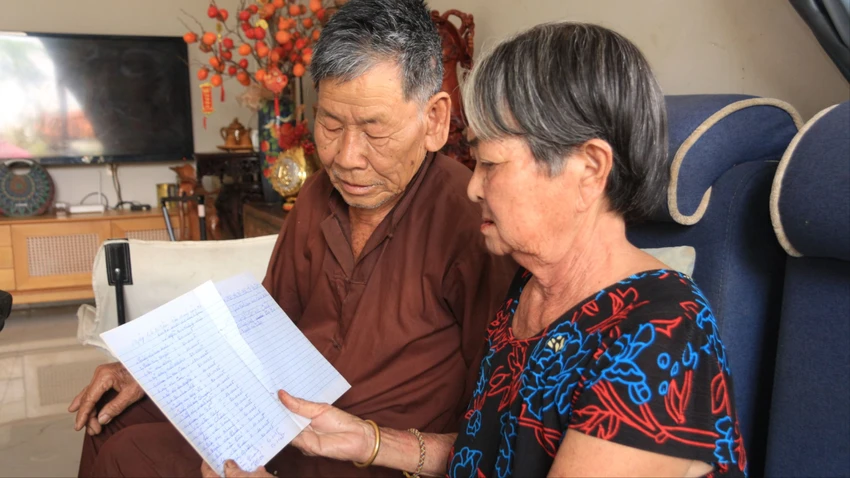giữa bãi rác 7.JPG