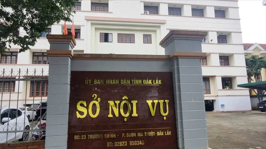 xin nghỉ hưu.jpg