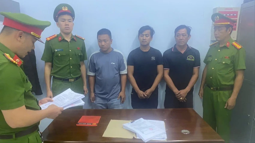 TRẠM THU PHÍ.jpg