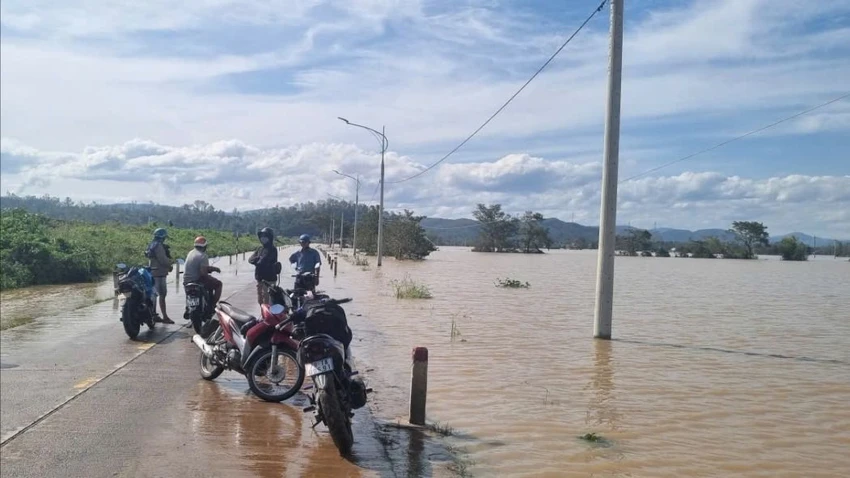 la hiêng 2 3.jpg