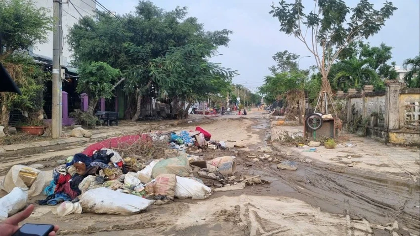 mưa lũ 0013.jpg