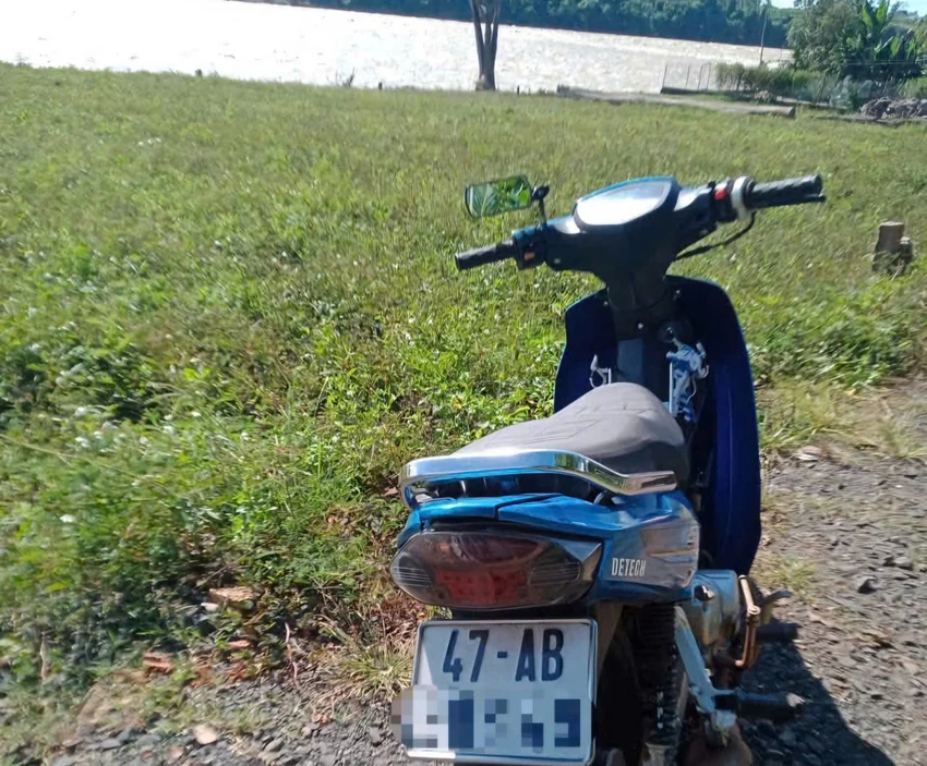 NỮ SINH 2.jpg