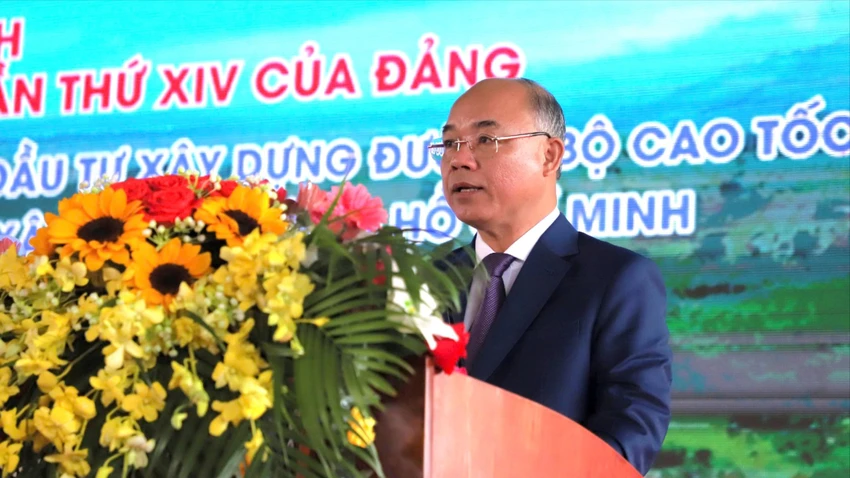 thông xe 1.jpg