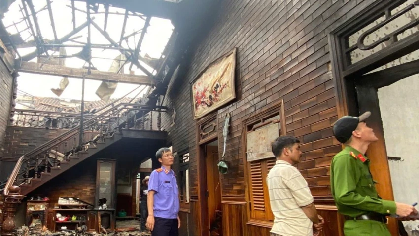 phóng hỏa.jpg