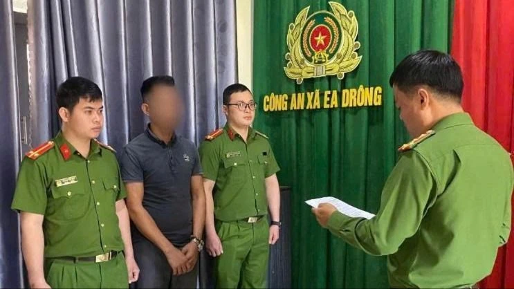 khởi tố.jpg