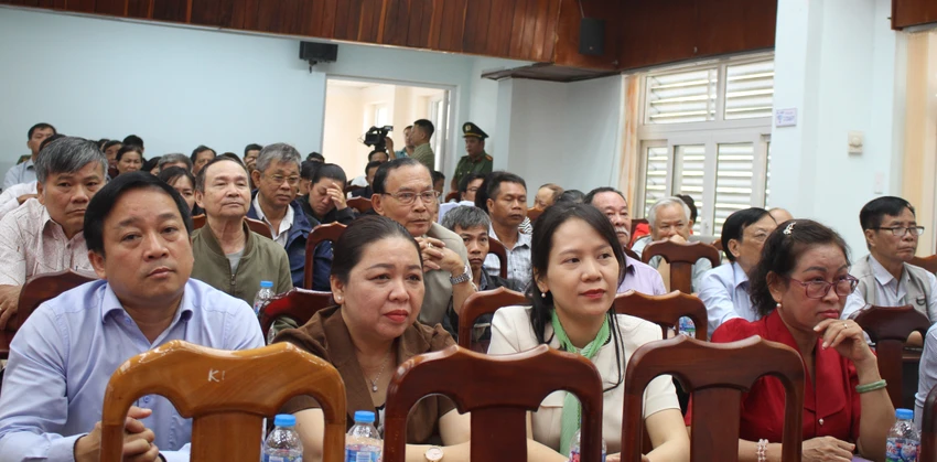 HỘI NGHỊ 1.JPG